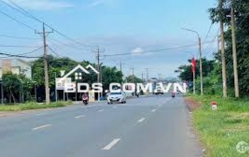 Bán đất rất gấp gấp khu đất có thể phân lô tại QL 55 ( ĐT 720) thuộc xã Suối Kiết, huyện Tánh Linh, tỉnh Bình Thuận.